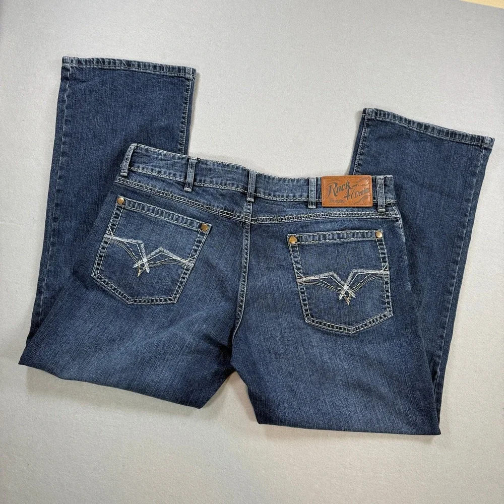 Wrangler Rock 47 Denim Jeans Mens 38x30 Blue Medium Wash Slim Bootcut Cowboy